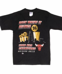 VINTAGE NBA CHICAGO BULLS 1996 CHAMPIONS TEE SHIRT SMALL MADE IN USA