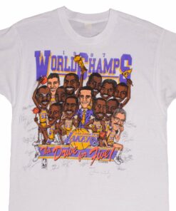 VINTAGE NBA LOS ANGELES LAKERS WORLD CHAMPS 1987 TEE SHIRT SIZE MEDIUM VINTAGE NBA LOS ANGELES LAKERS WORLD CHAMPS 1987 TEE SHIRT SIZE MEDIUM