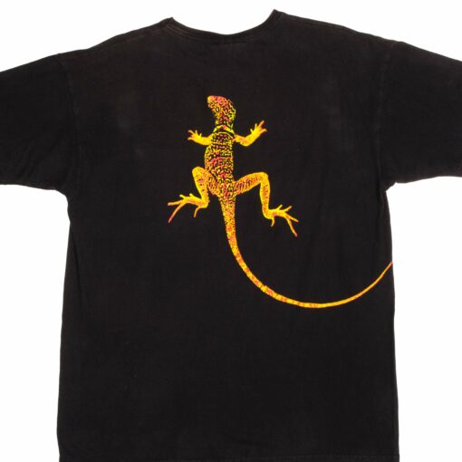 VINTAGE UNLIMITED MARLBORO TEE SHIRT LIZARD 1990S SIZE XL MADE IN USA
