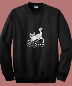 Magic Cat On Skulls 80s Sweatshirt Magic Cat On Skulls 80s Sweatshirt