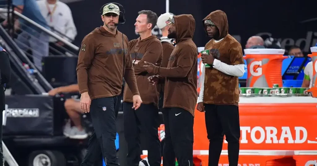 NFL Brown Sweatshirts meaning