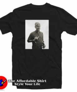 Anthony Bourdain Middle Finger T-Shirt Anthony Bourdain Middle Finger T-Shirt