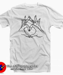 Cute Love Hand Girl Gang Graphic T-shirt On Sale Cute Love Hand Girl Gang Graphic T-shirt On Sale