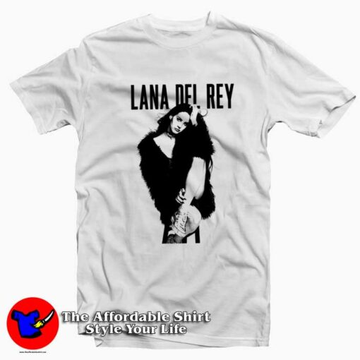 Lana Del Rey Sexy Pose Pop Rock Unisex T-shirt On Sale