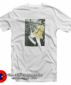 Queen Freddie Live Pose T-Shirt 1 Queen Freddie Live Pose T Shirt 2