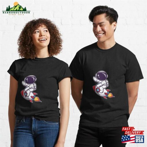 #01 Cute Astronaut Riding Rocket Cartoon Classic T-Shirt Unisex