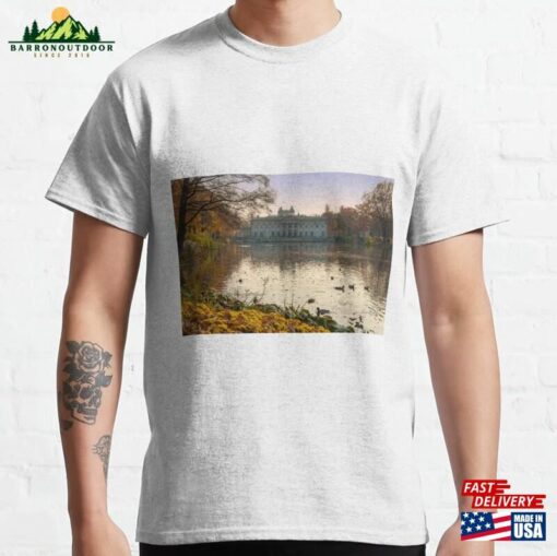 Agrykoli Bathhouse In Autumn Lazienki Park T-Shirt Hoodie