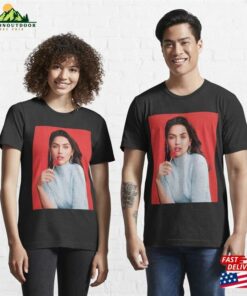 Ana Dearmas Essential T Shirt Sweatshirt Hoodie 3