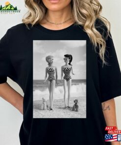 Black And White Vintage Doll T-Shirt Hoodie Unisex Black And White Vintage Doll T-Shirt Hoodie Unisex