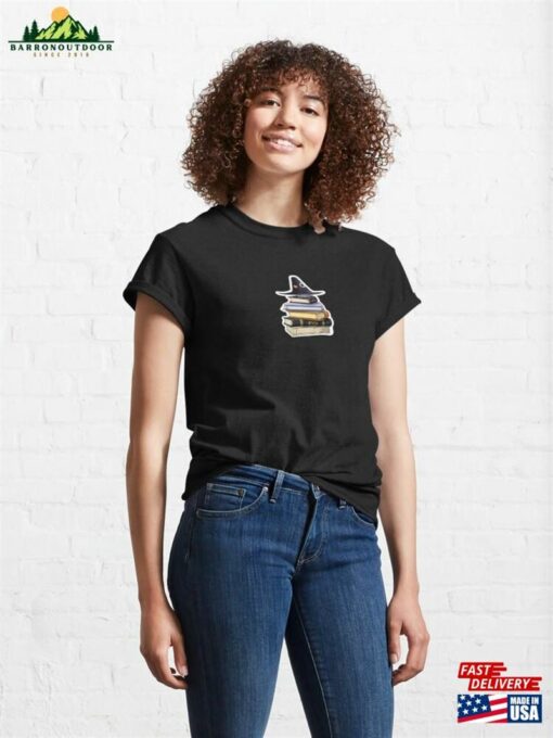 Book Stack With Witches Hat Fantasy Books Classic T-Shirt Hoodie