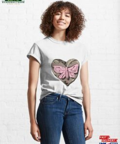 Butterfly Classic T-Shirt Sweatshirt 3 Butterfly Classic T Shirt Sweatshirt 4
