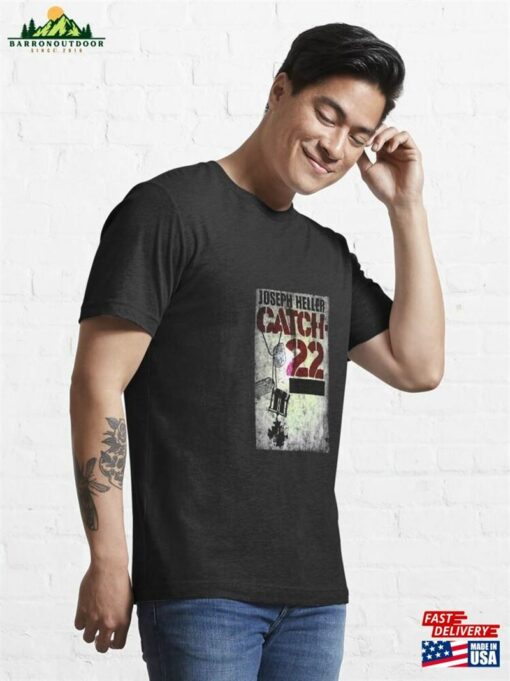 Catch 22 Essential T-Shirt Sweatshirt Classic