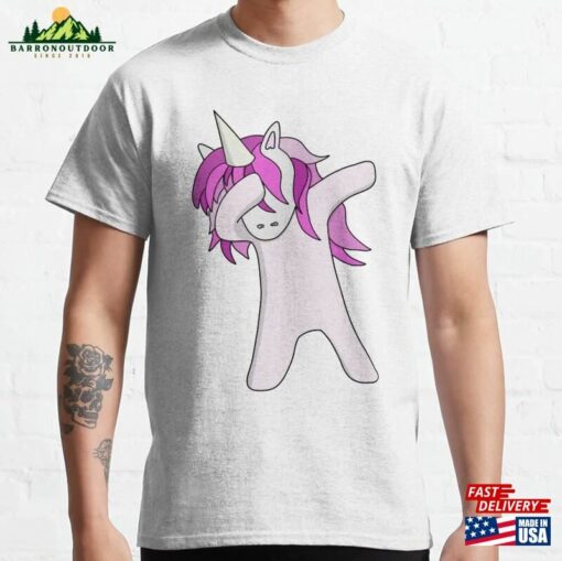 Cute Dabbling Unicorn Classic T-Shirt Hoodie