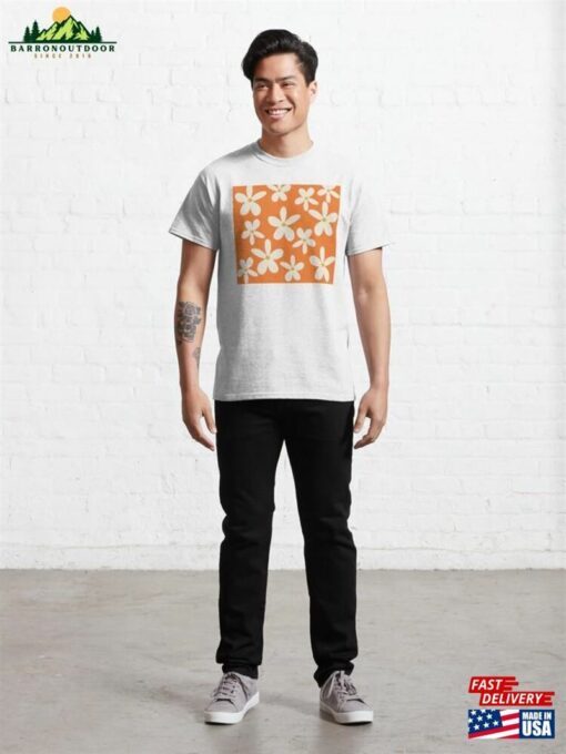 Daisies On Orange Classic T-Shirt Hoodie