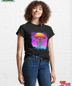 Electric Jellyfish Classic T Shirt Sweatshirt 4