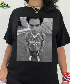 Funny Joe Jonas T-Shirt Movie Rapper Retro Shirt Brothers Hoodie