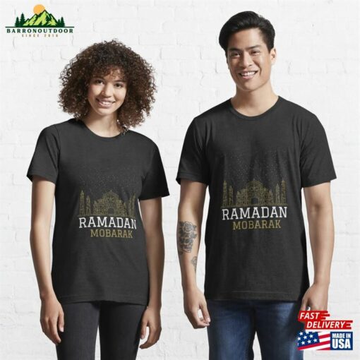 Funny Ramadan Mubarak Essential T-Shirt Classic