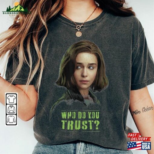 G’iah Who Do You Trust Movie Shirt Secret Invasion 2023 Tv Series Vintage 90S Y2k Unisex Sweatshirt