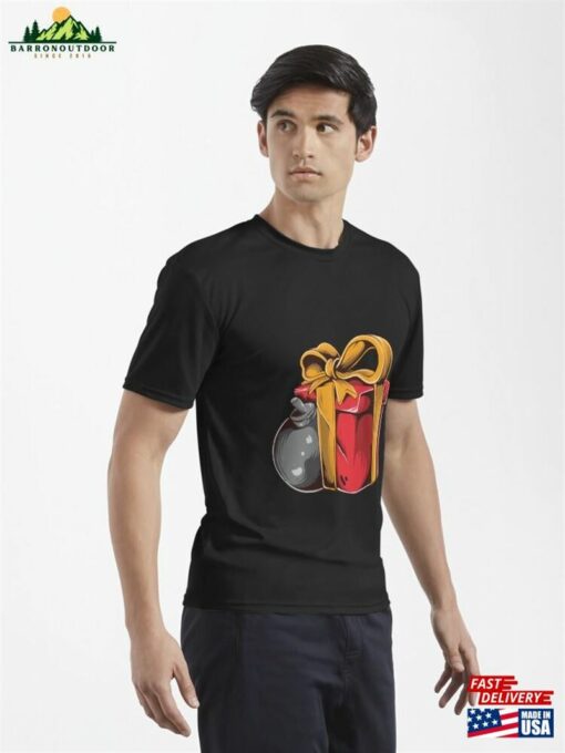 Gift Santa Claus Bomb Active T-Shirt Classic