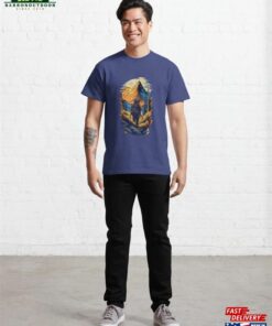 Hiking Classic T-Shirt Sweatshirt 3 Hiking Classic T Shirt Sweatshirt 4