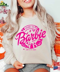 Horror Barbie Graphic Comfort Colors Sweatshirt Fans Shirt Hoodie