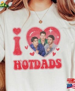 I Love Hotdads Shirt Vintage Jonas Brothers Five Albums One Night Tour Sweatshirt Hoodie I Love Hotdads Shirt Vintage Jonas Brothers Five Albums One Night Tour Sweatshirt Hoodie