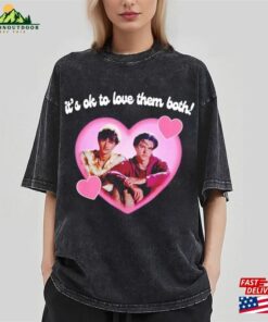 It’S Ok To Love Them Both Team Conrad Jeremiah Cousins Beach Vintage T-Shirt The Summer I Turned Pretty Sweatshirt Hoodie It’S Ok To Love Them Both Team Conrad Jeremiah Cousins Beach Vintage T-Shirt The Summer I Turned Pretty Sweatshirt Hoodie