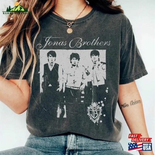 Jonas Brothers Vintage Shirt Five Albums One Night Tour Movie Graphic Tee T-Shirt Unisex