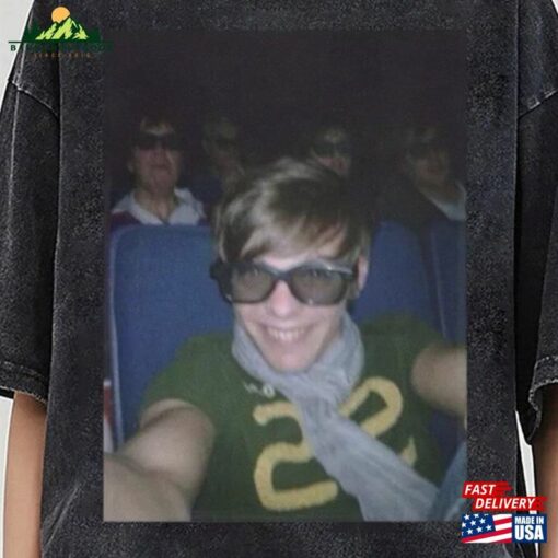 Louis Tomlinson Movie Theatre Selfie Meme Comfort Colors Shirt Cursed One Direction Classic Sweatshirt