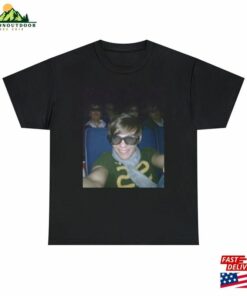 Louis Tomlinson Movie Theatre Selfie Meme T-Shirt Cursed One Direction Unisex