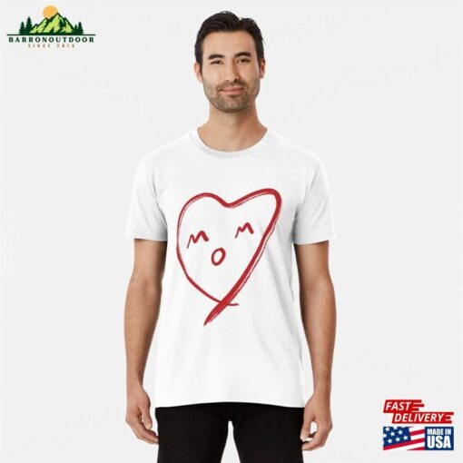 Love Mom (Red Heart) Premium T-Shirt Unisex Hoodie