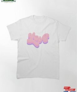 Loveee Classic T-Shirt Sweatshirt