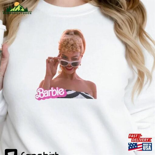 Margot Robbie Barbie 2023 Shirt Graphic Doll Unisex Hoodie