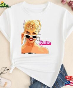 Margot Robbie Vintage Retro Shirt 2023 Sweatshirt Classic 2 Margot Robbie Vintage Retro Shirt 2023 Sweatshirt Classic 3