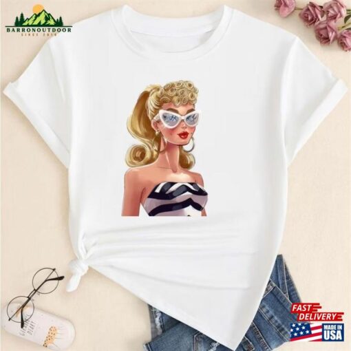 Margot Robbie Vintage Retro Shirt 2023 Sweatshirt Hoodie