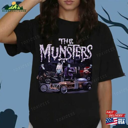 Munsters Family Cars Tshirt Vintage T-Shirt Halloween Party 2023 Sweatshirt Hoodie