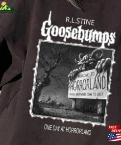 Retro 90S Goosebumps One Day At Horrorland T-Shirt Halloween Shirt Hoodie