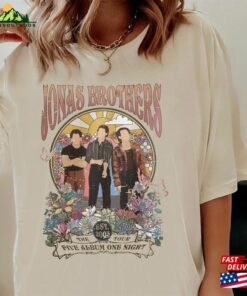 Retro Jonas Brothers 5 Albums 1 Night Shirt T-Shirt Sweatshirt Unisex