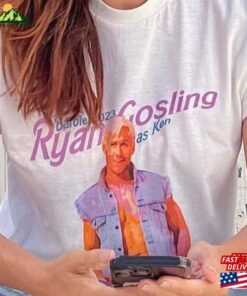 Ryan Gosling Barbie 2023 Shirt Eva Mendes Sweatshirt Classic Ryan Gosling Barbie 2023 Shirt Eva Mendes Sweatshirt Classic