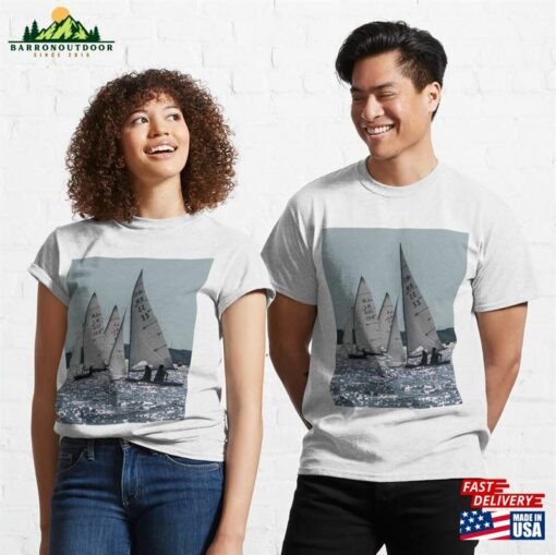 Sailing In Silhouette Classic T-Shirt Sweatshirt