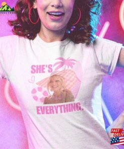She’s Everything Shirt Barbie Classic Hoodie She’s Everything Shirt Barbie Classic Hoodie