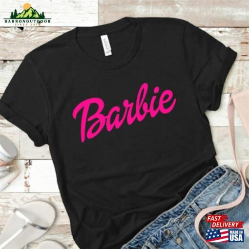 Simple Pink Barbi Logo Shirt Malibu Princess Inspired T Dolly Tee Birthday Themed T-Shirt Minimalist Hoodie Classic