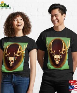 Spooky Gothic Skull And Antlers Pattern Classic T-Shirt
