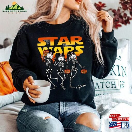 Star Wars Mickey Ears Halloween T-Shirt Funny Sweatshirt Disneyland Vacation 2023 Shirt Hoodie Classic