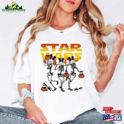 Star Wars Mickey Ears Halloween T-Shirt Funny Sweatshirt Disneyland Vacation 2023 Shirt Hoodie Classic