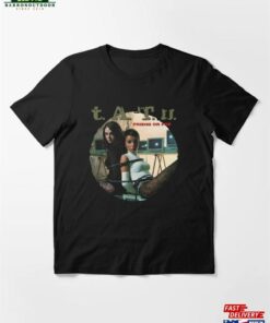 T A U Tatu Ayey Essential T-Shirt Classic Sweatshirt