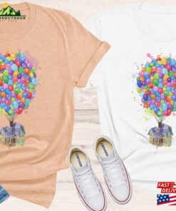 Up Disney Shirt Vintage Vacay Castle Retro Family Disneyworld Trip 2023 T-Shirt Unisex