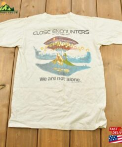 Vintage 1977 Close Encounters Of The Third Kind Movie Promo T-Shirt Tee Made In Usa Sweatshirt Vintage 1977 Close Encounters Of The Third Kind Movie Promo T-Shirt Tee Made In Usa Sweatshirt