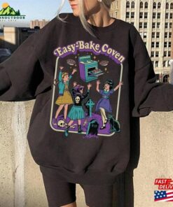Vintage 90S Horror Movie Easy Bake Halloween Crewneck 2023 Party Coven Retro Witchcraft T-Shirt Hoodie Unisex 2 Vintage 90S Horror Movie Easy Bake Halloween Crewneck 2023 Party Coven Retro Witchcraft T Shirt Hoodie Unisex 3