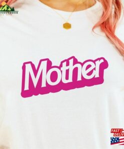 Vintage Barbie Movie T-Shirt Perfect Gift For Beautiful Mothers Hoodie Unisex